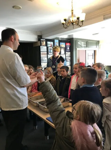 fuscos_whitby_heritage_09 teaching children in restaurant