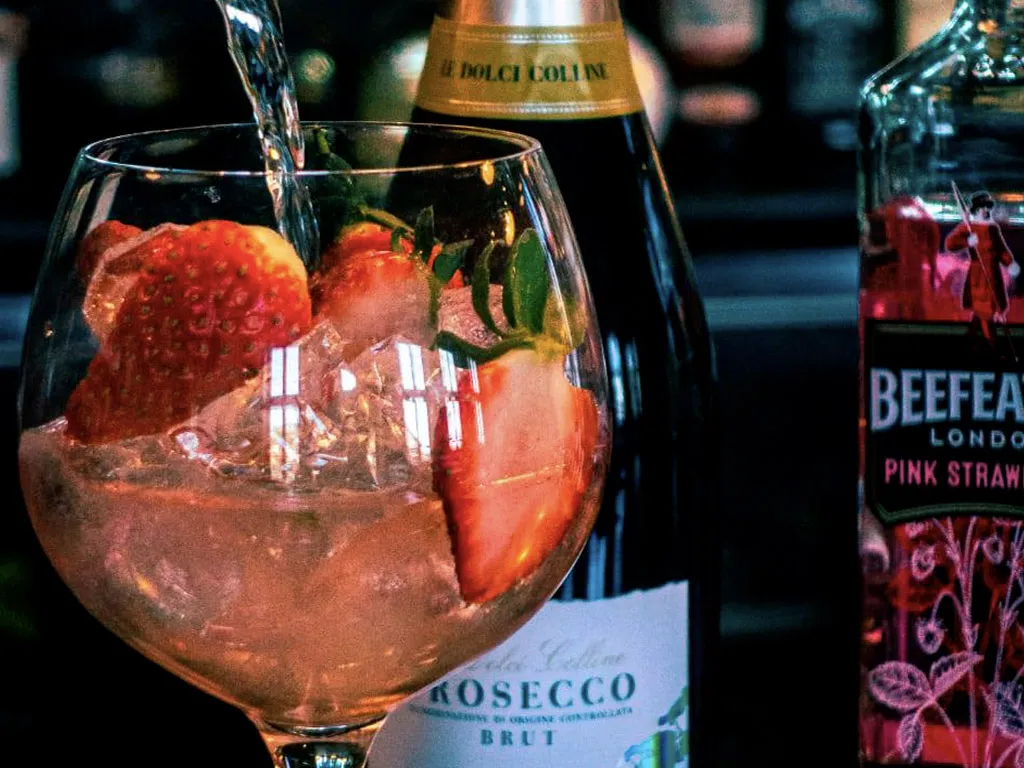 pink-gin