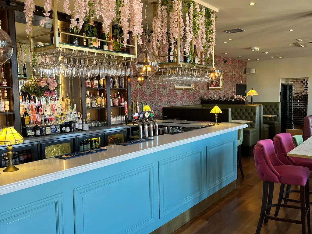 Bar Quayside Lounge Bar Bar Quayside Lounge Bar